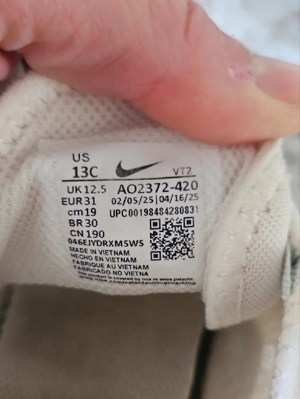 Nike Kids Air Max 270 — White with Teal Accents